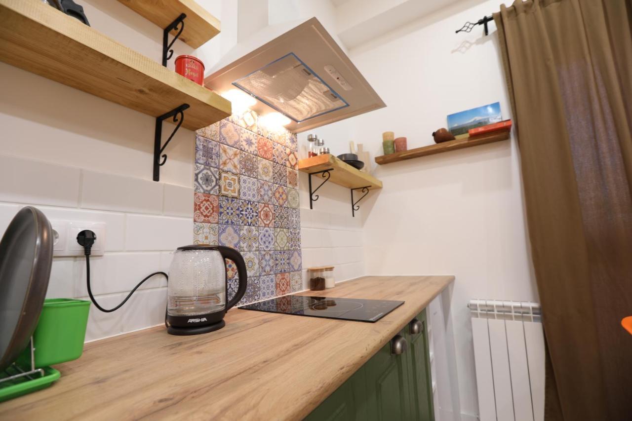 יירבאן Hotelise I Tulip Apartment מראה חיצוני תמונה